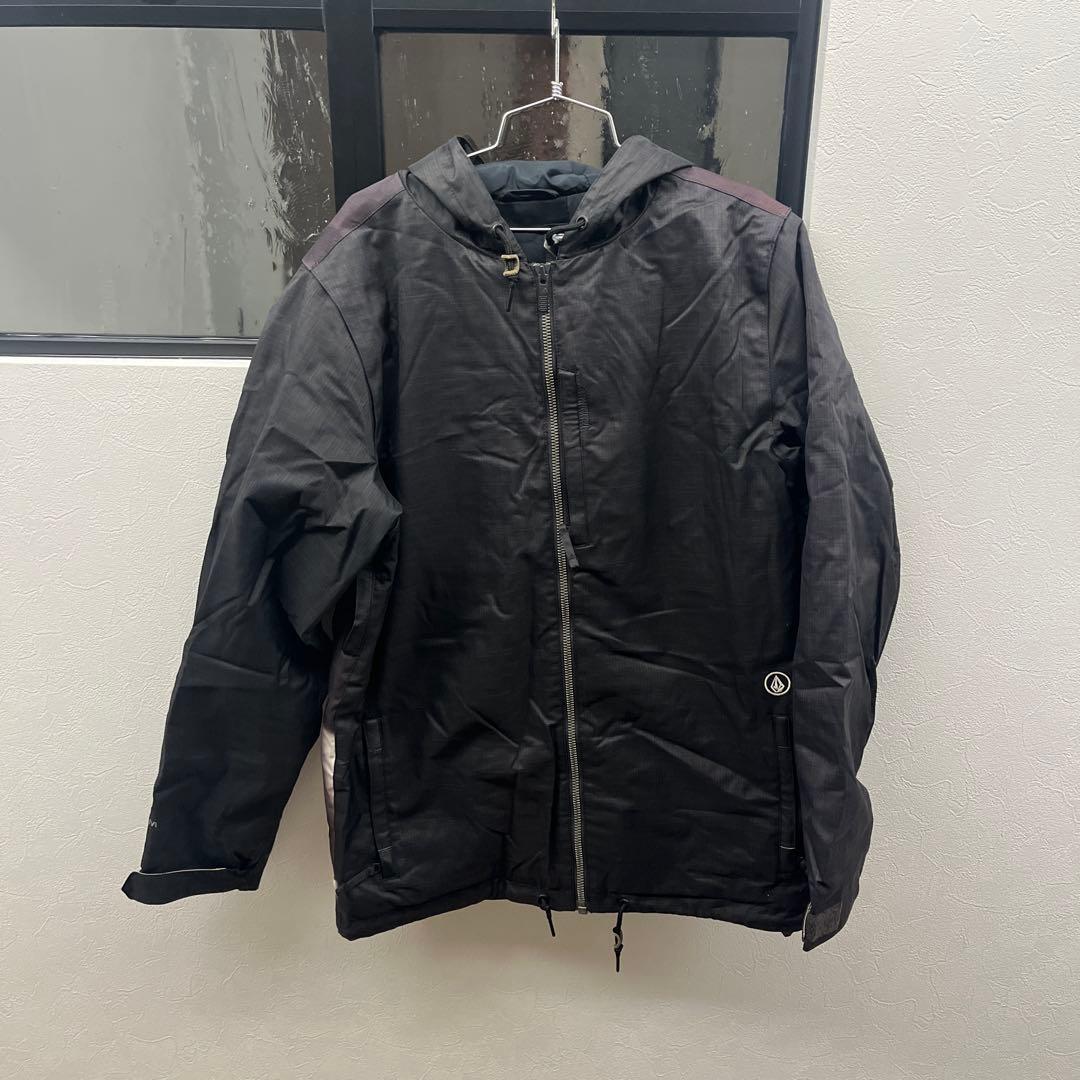 Volcom スノボウェア上ドロップテールジャケット ブラック Volcom スノボウェア上ドロップテールジャケット ブラック - メルカリ
