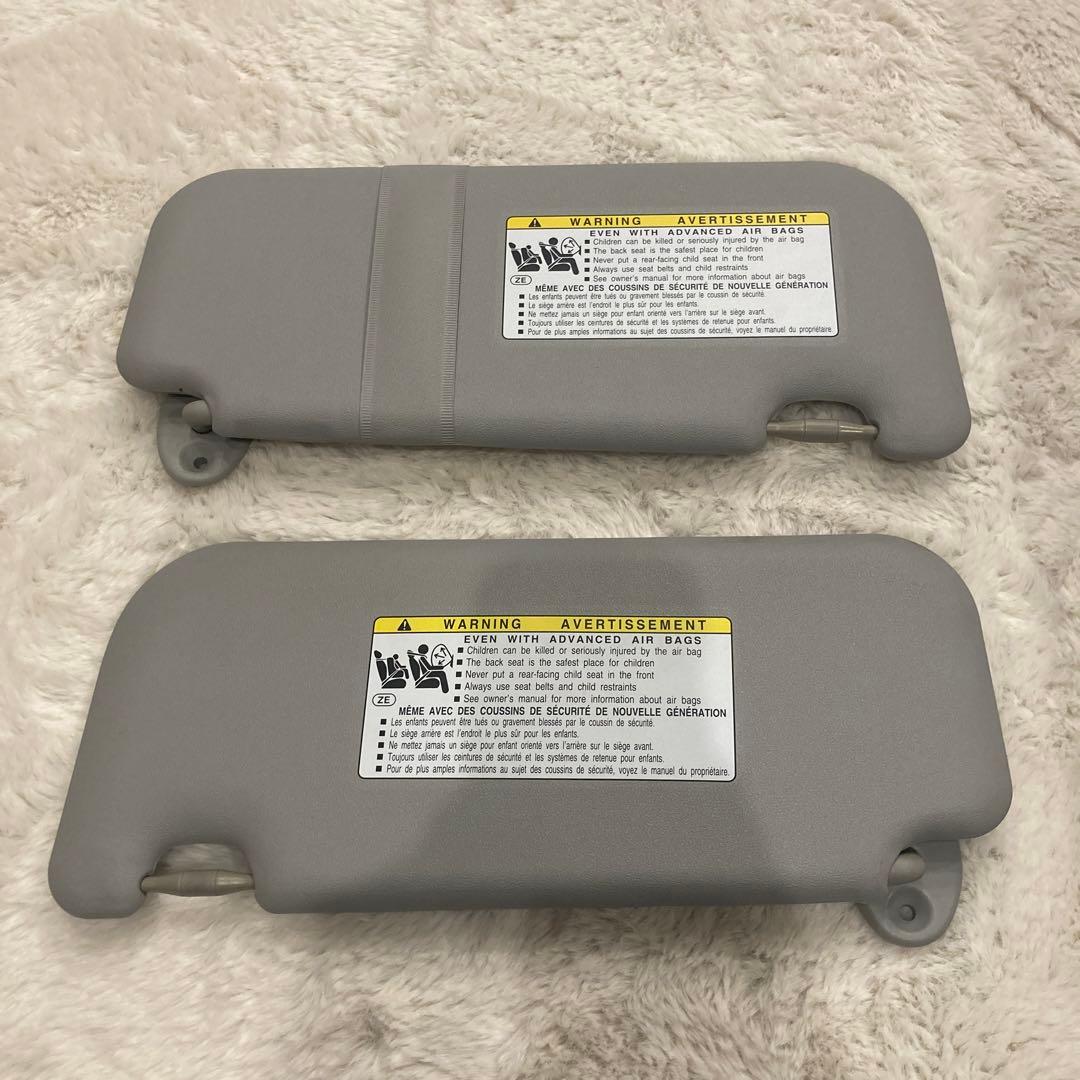 【中古】TOYOTA アクア　NHP10 USバイザー トヨタ 純正 アクア 《 NHP10 》 サンバイザー P80200-22015556 : NGP