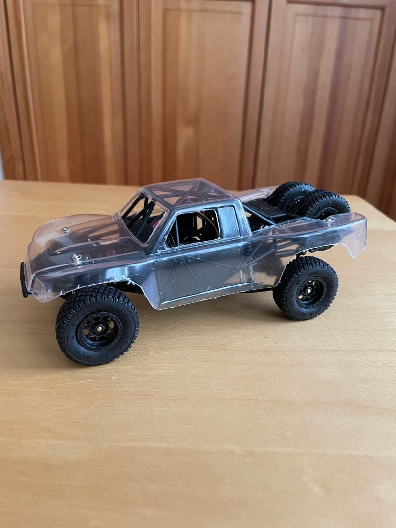 Orlando Hunter OH32X02 組み立て途中品 Orlandoo Hunter OH32X02 Kit - 1/32 RC Trophy Truck