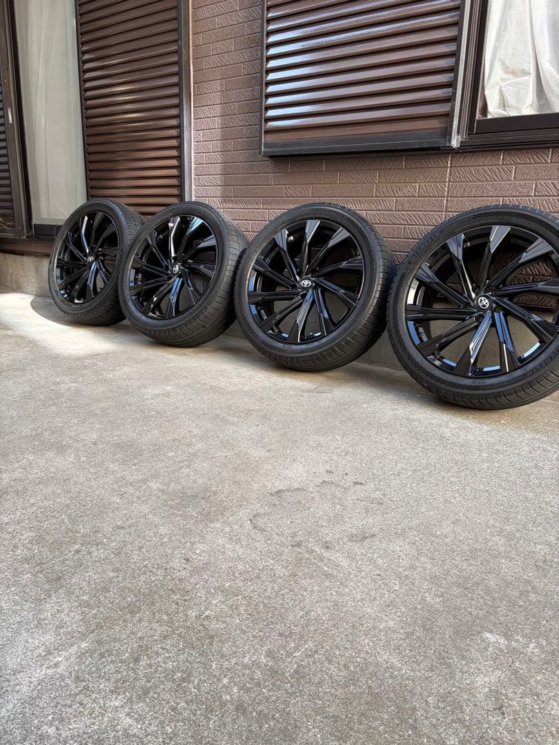 トヨタ 80ハリアー　20インチ GRタイヤホイールセット トヨタ 80 ハリアー 純正 オプション TRD GR タイヤホイールセット