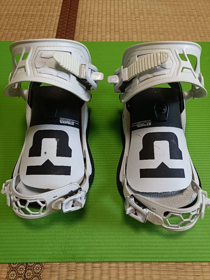 UNION STRATA ビンディング ホワイト/ブラック 楽天市場】予約商品 26-27 ユニオン ビンディング ストラータ ホワイト