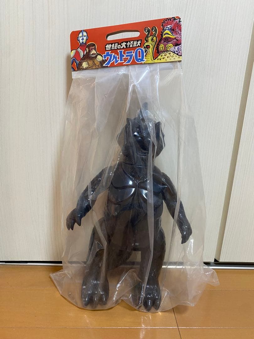マルサン 世紀の大怪獣 ゴメス450 Black Blank Ver. ソフビ マルサンがウルトラ怪獣ソフビの真打ち（？）として「ゴメス450」を