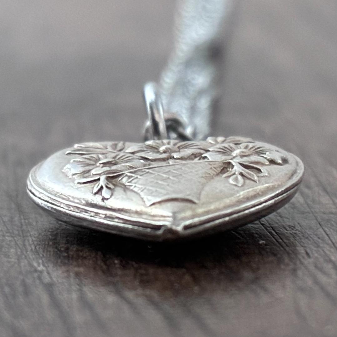 スウィートハートジュエリー フラワーバスケット シルバーヴィンテージ