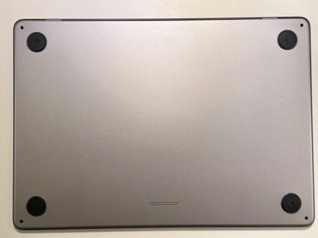 M2 Macbook Air 13.6in スペースグレイ　512GB US配列