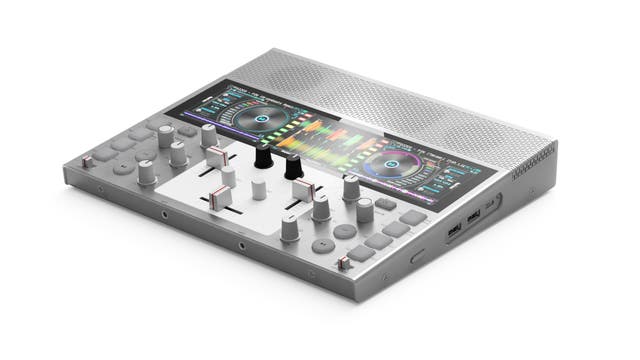 A4サイズに、DJに必要な全ての機能を。日本発、ポータブルDJシステム