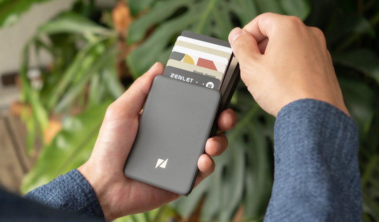 送料無料】台湾 【Pre-oeder】Zenlet 3 Pro Max スマートウォレット