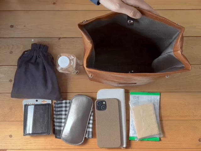 クラッチバッグなのに大容量】バッグ職人が本革で作ったパン屋の紙袋風