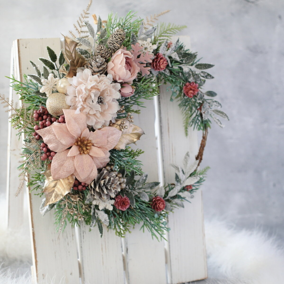 ポインセチアの花言葉とクリスマスにぴったりな作品6選 | minneと