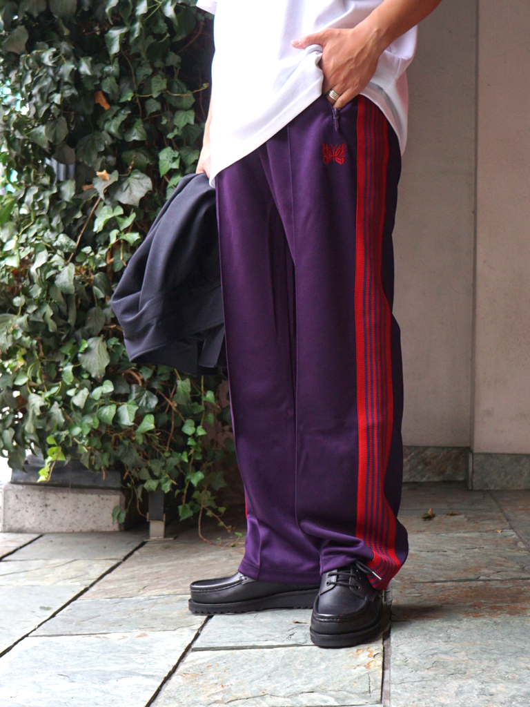 トラックパンツ【レギュラー】と【ナロー】シルエット比較 / スタッフ