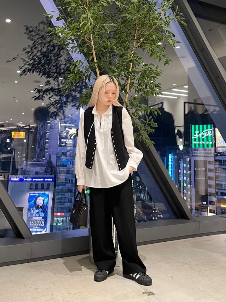 STAFF STYLING｜agnès b.｜アニエスベー公式オンラインブティック