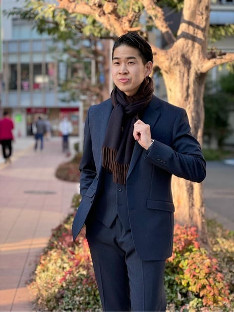 SUIT SELECT Naoya Shimozaki｜SUIT SELECT | スーツセレクト公式通販