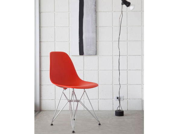 Herman Miller Eames Molded Plastic Side Shell Chair / ハーマン