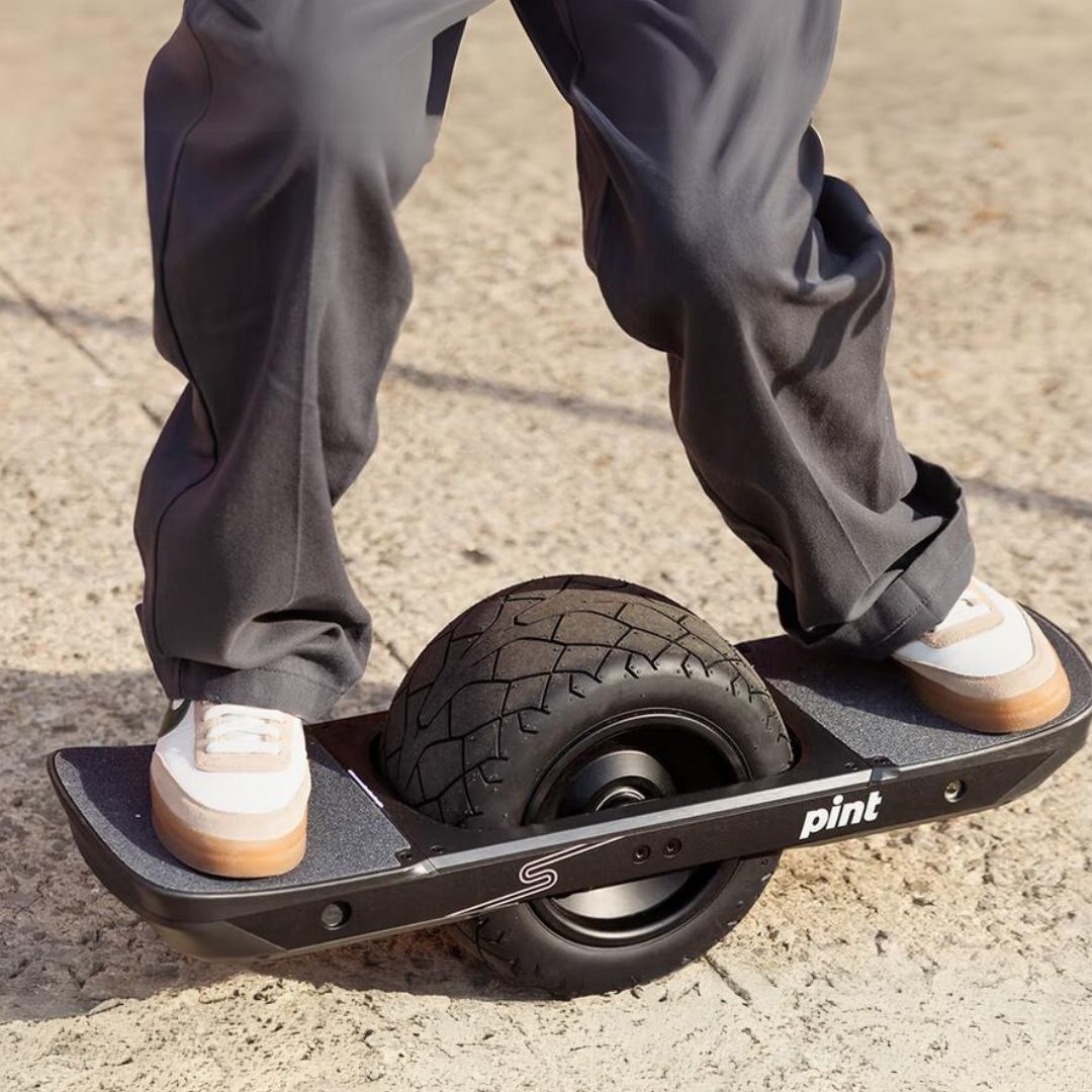 Onewheel Pint S - Black – Status Skateshop