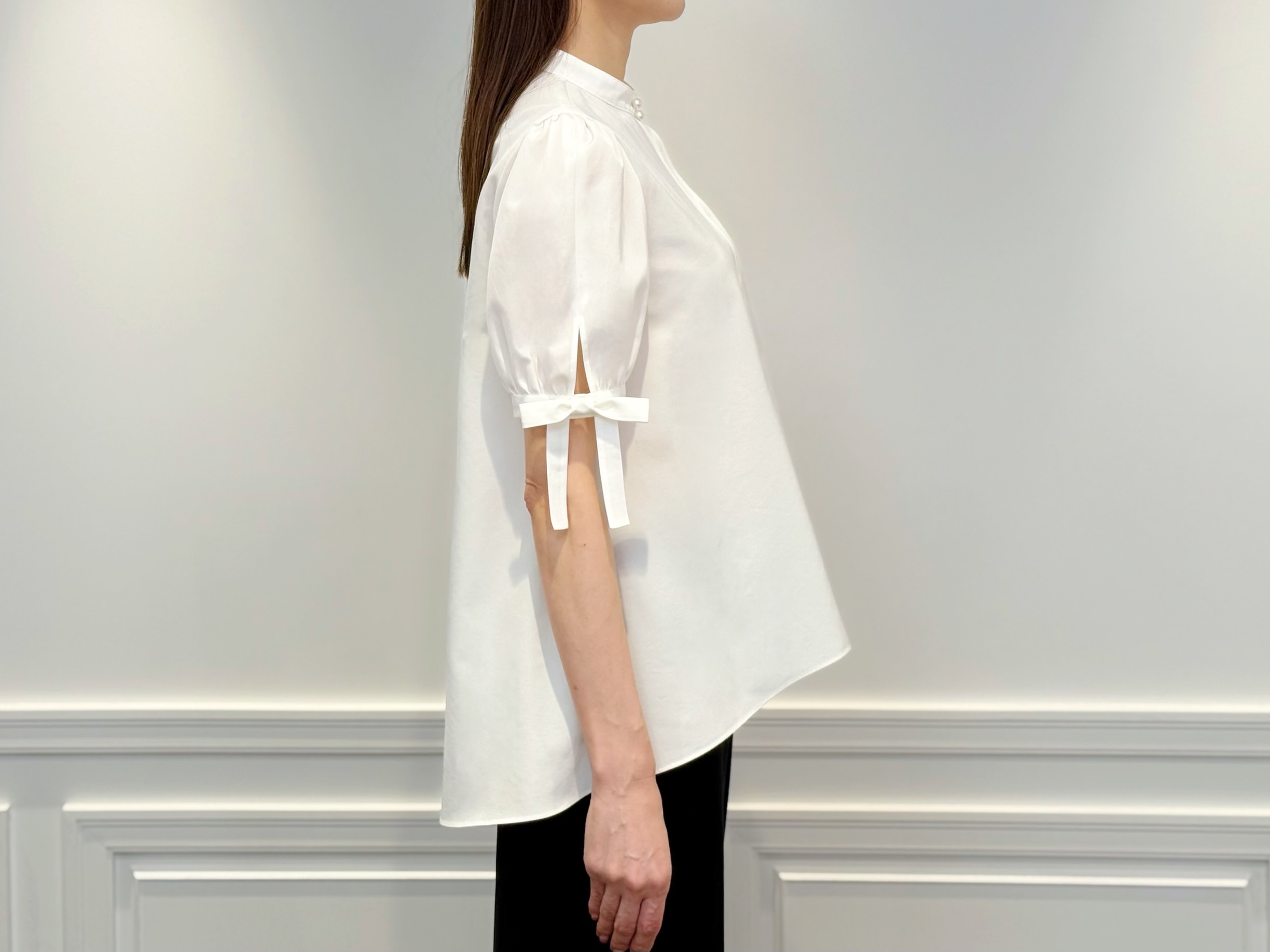 新作入荷情報〈リボンパフスリーブブラウス〉 | m-i-d | AVENIRETOILE