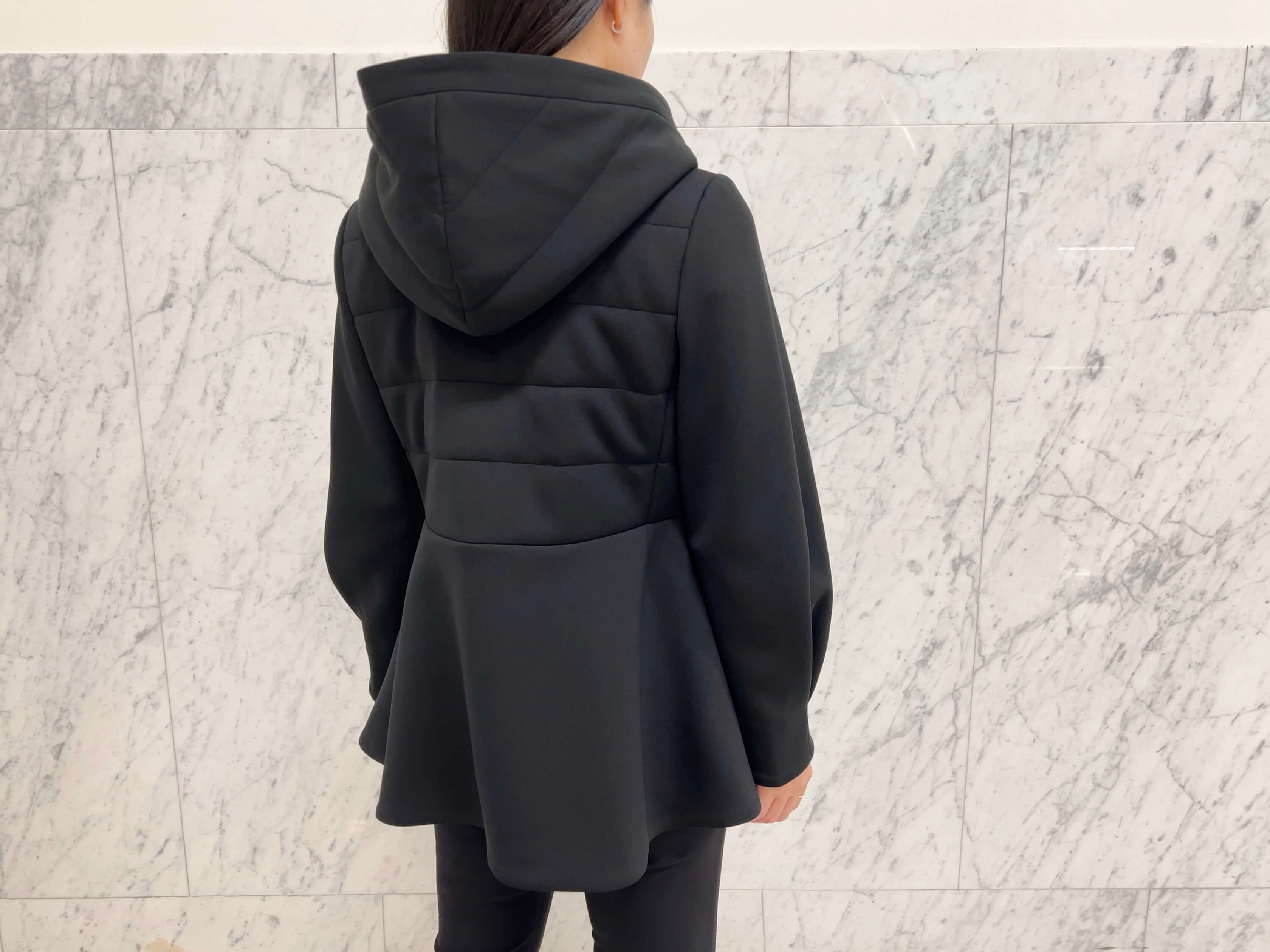 快適な着心地のダンボールニットジャケットは秋の行楽にもぴったり