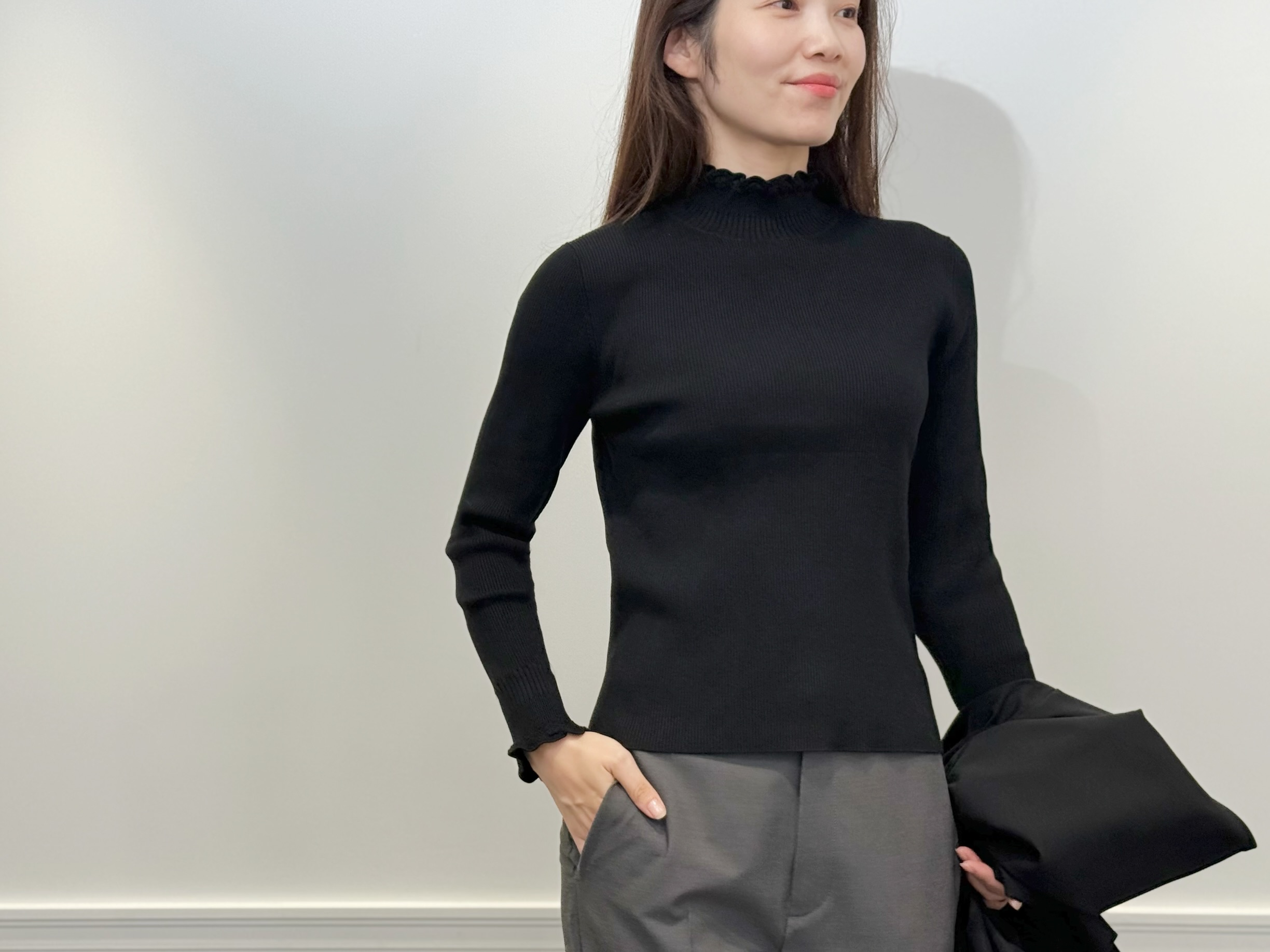 先週の人気アイテム＜フリルデザインリブニットプルオーバー＞の