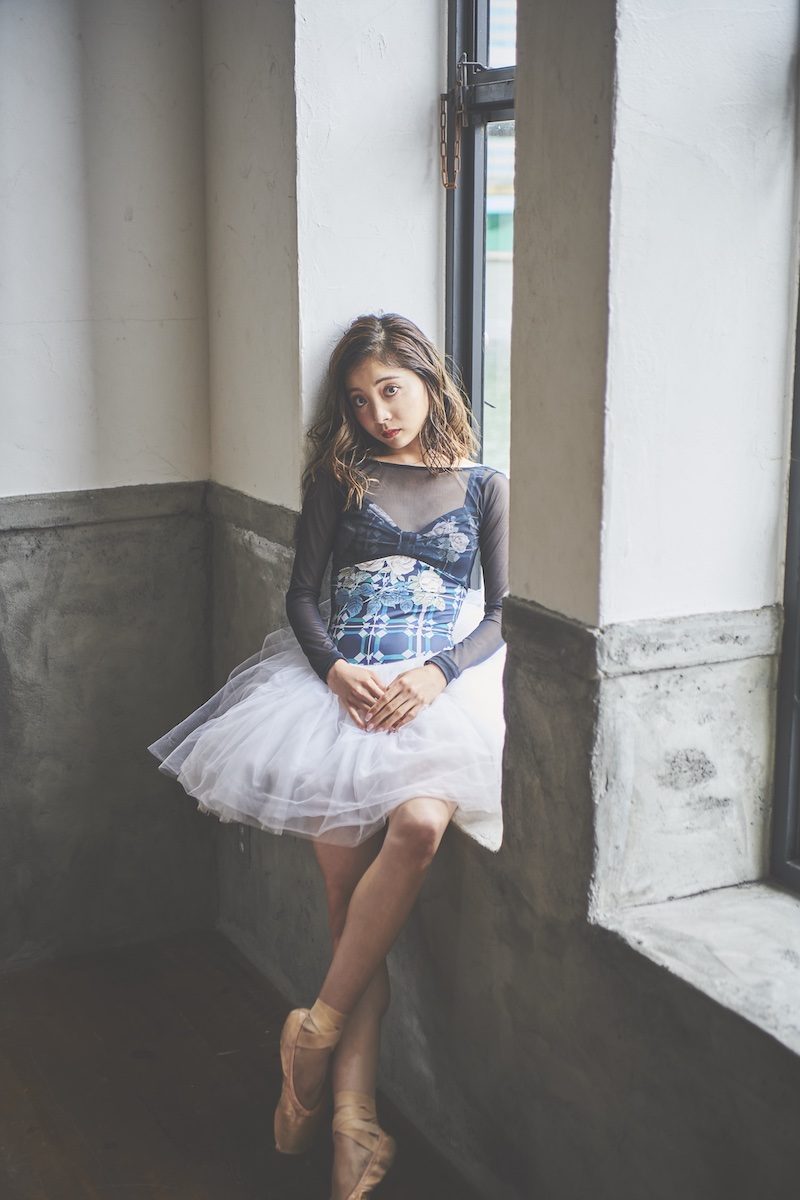 stina / type L long ribbon / precious green