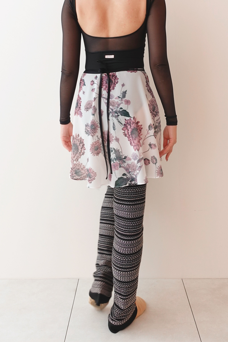 stina / Dahlia white wrap skirt / short