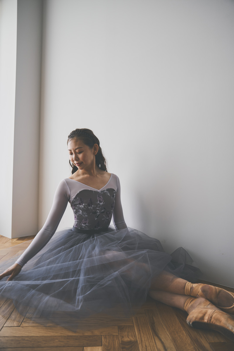 stina / type V lucky / Noire Rose grayish mauve