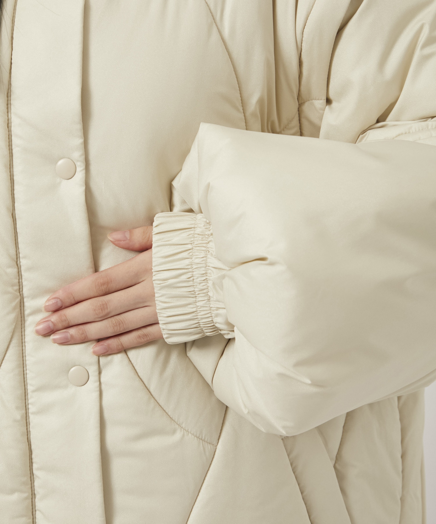 2WAY WAVE STITCH PADDED JACKET(S IVORY): AMERI: WOMENS｜ STUDIOUS