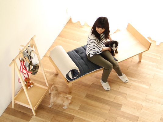 cosine/お昼寝ソファ -椅子に座る快適さと、低い暮らしの両立