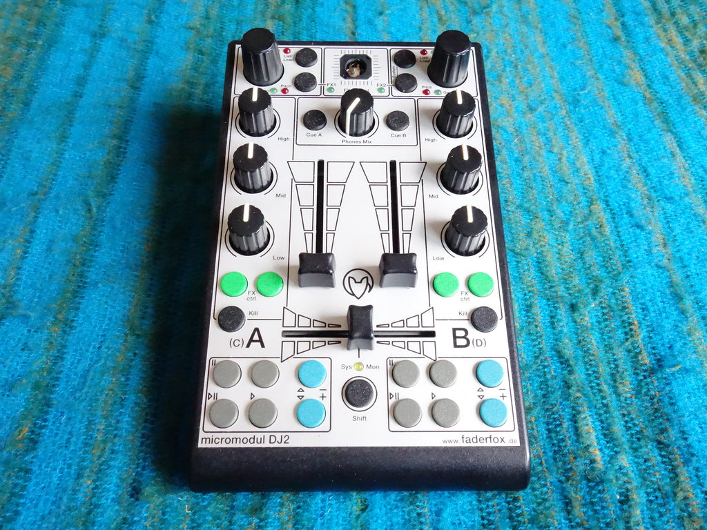 Faderfox Micromodul DJ2 Midi Controller w/ Original CD Driver
