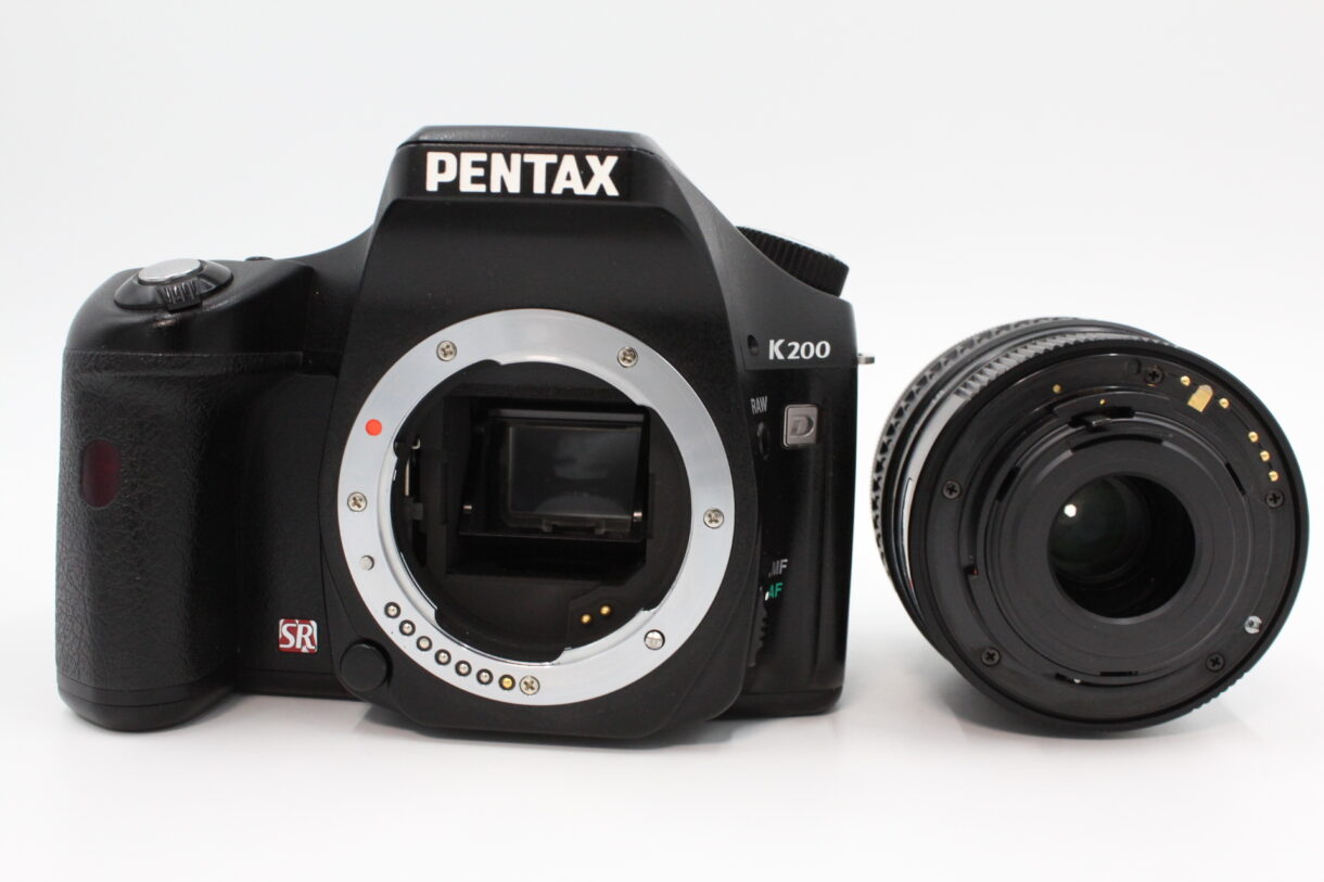 良品】PENTAX ペンタックス デジタル一眼レフカメラ K200D ボディ
