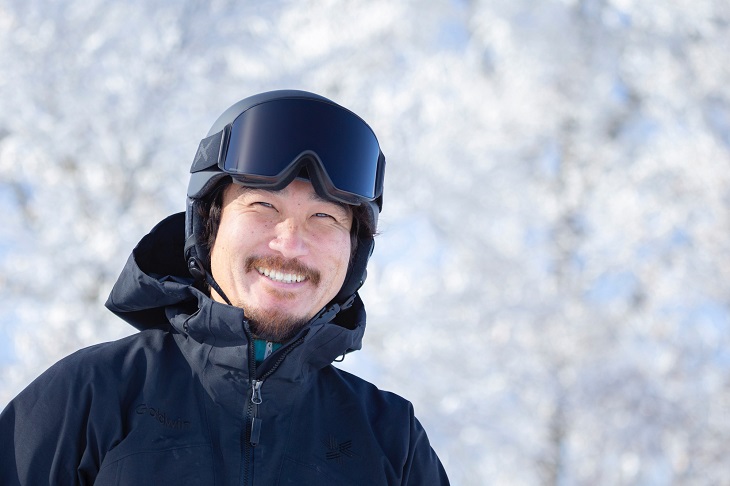 雪を愛するすべてのスキーヤーにAnonを - SURF&SNOW